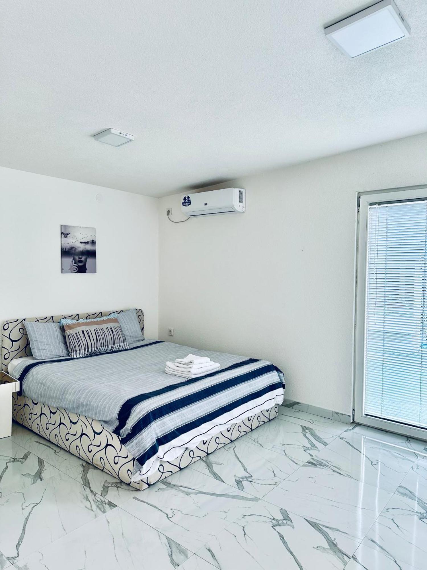 Luka Apartment In The Center Of אוהריד מראה חיצוני תמונה