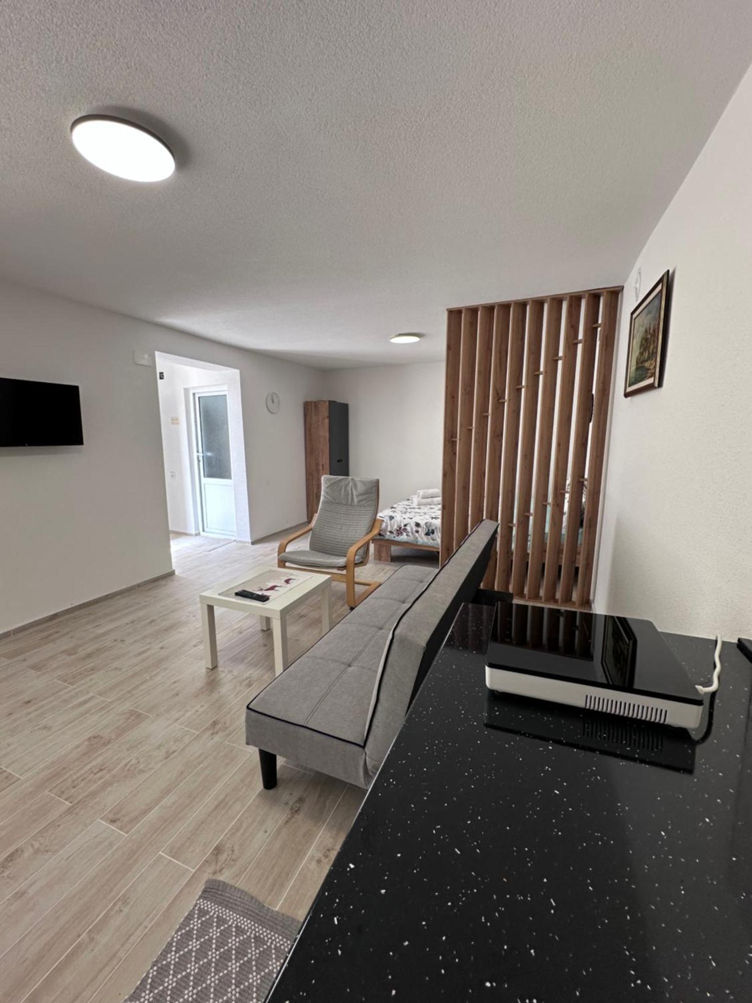 Luka Apartment In The Center Of אוהריד מראה חיצוני תמונה